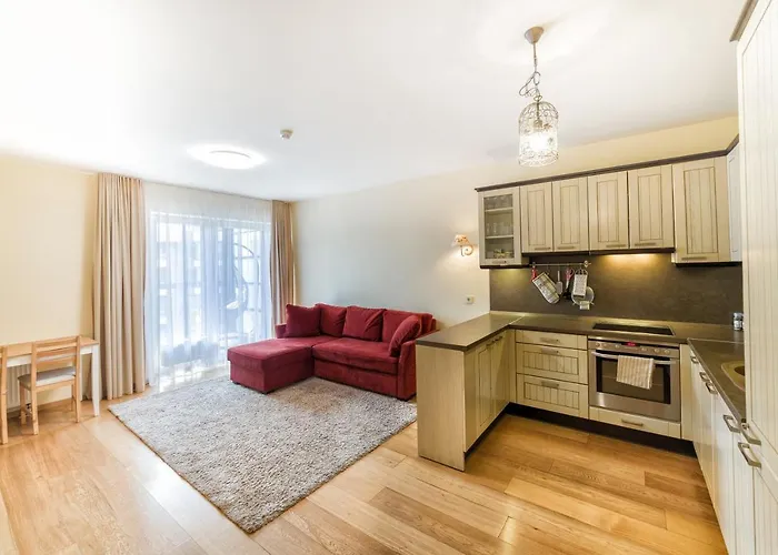 Ona's In Center With Private Parking